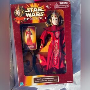Royal Elegance Queen Amidala doll